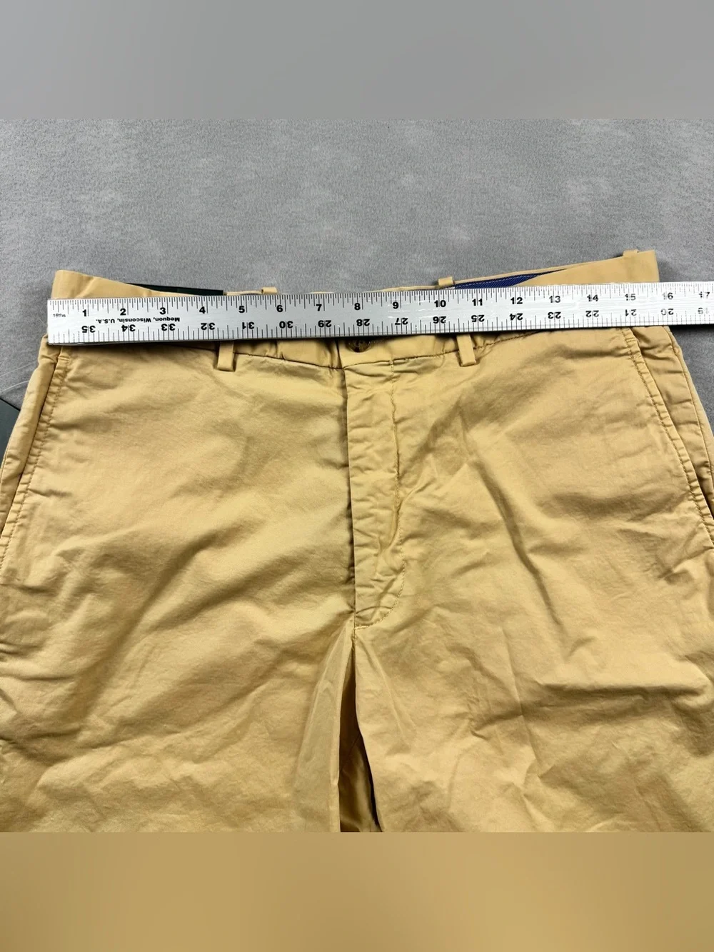 Bobby Jones Players NWT Mens Chino Golf Shorts Size 32 Yellow Straw Flat Front